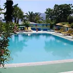 Hotell Amos 2*