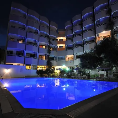 Amos Hotel 2*